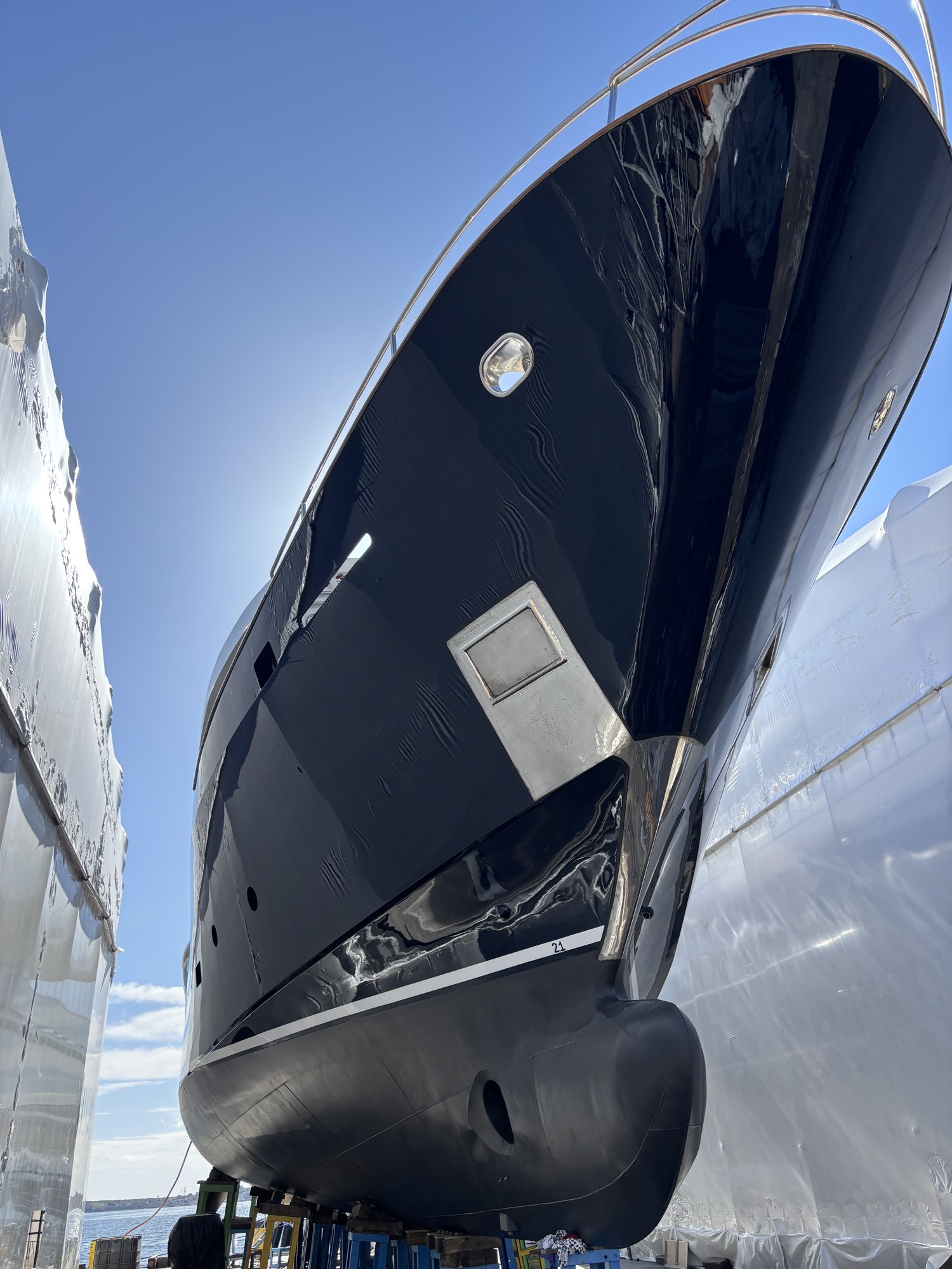 High-end yacht finish by Surface Experts